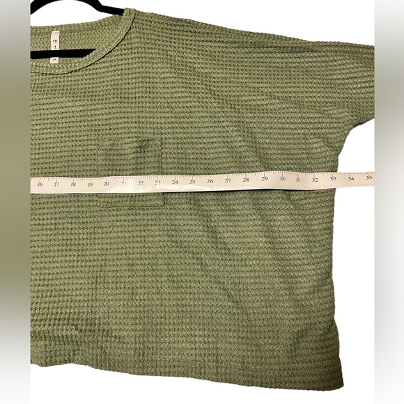 NWOT Melody Thomas Studio Long Sleeve Waffle Knit Top - Picture 4 of 9